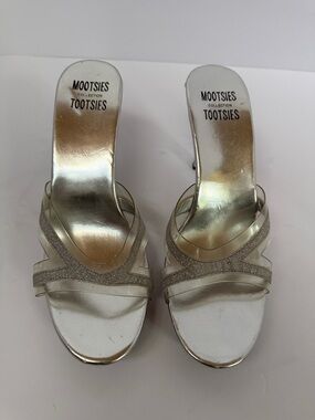 Mootsies Tootsies Silver Glitter Strappy Slide Heels